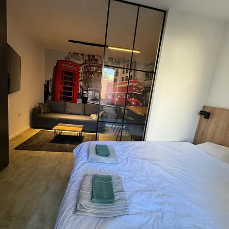 The London Groove Apartment